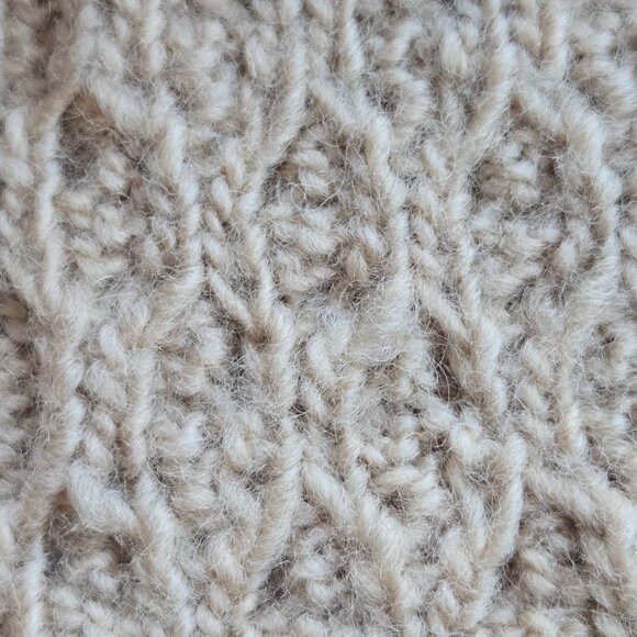 Knit Wool Scarf With Cable Design Aryan Celtic - Picture 5 of 7